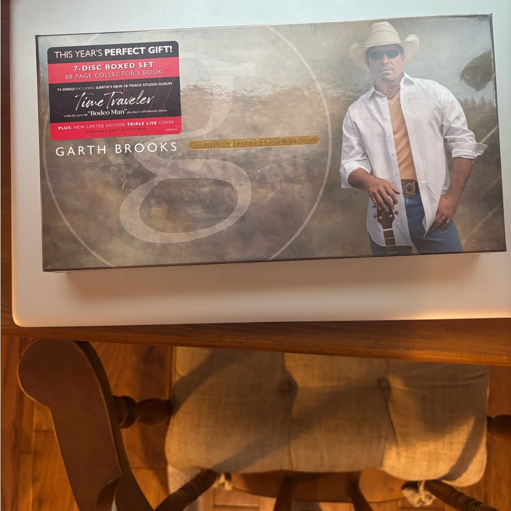 Garth Brooks Boxed Set - Time Traveler Collection